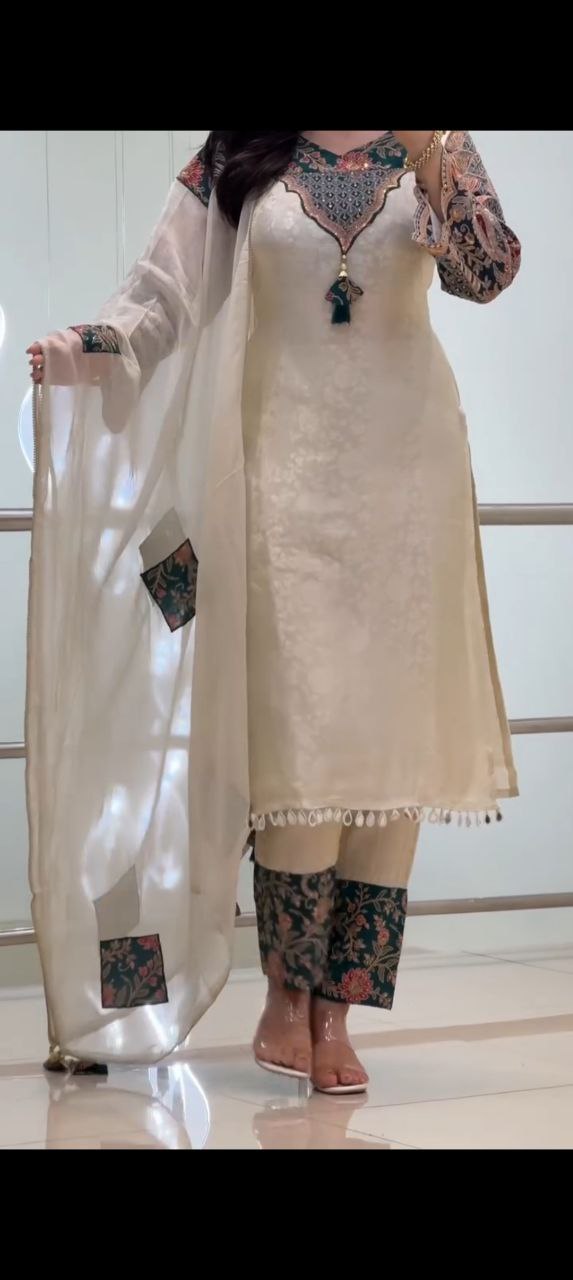 NEW ARIVELLS BANARASI WIVING SPECIAL SUIT SET