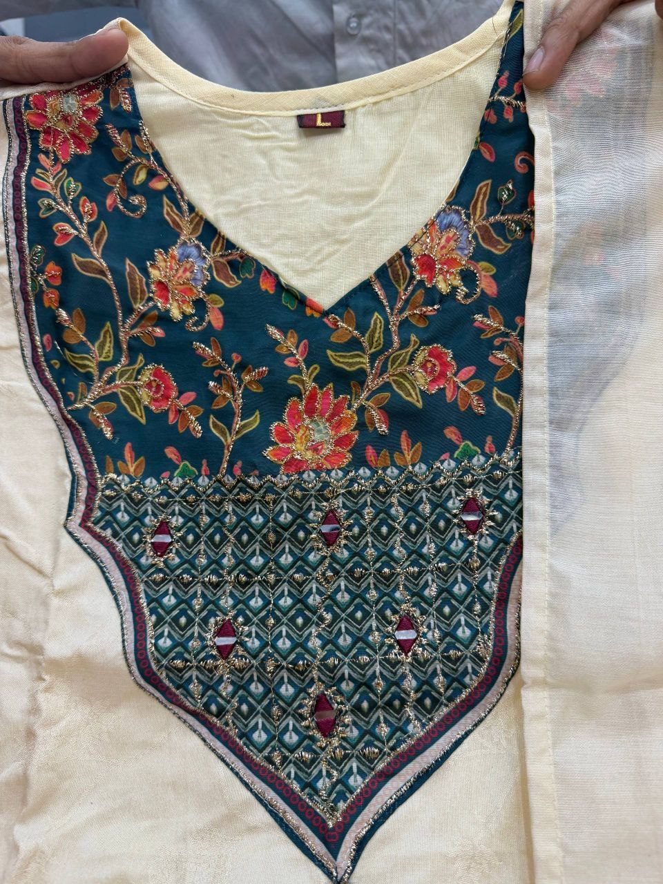 NEW ARIVELLS BANARASI WIVING SPECIAL SUIT SET